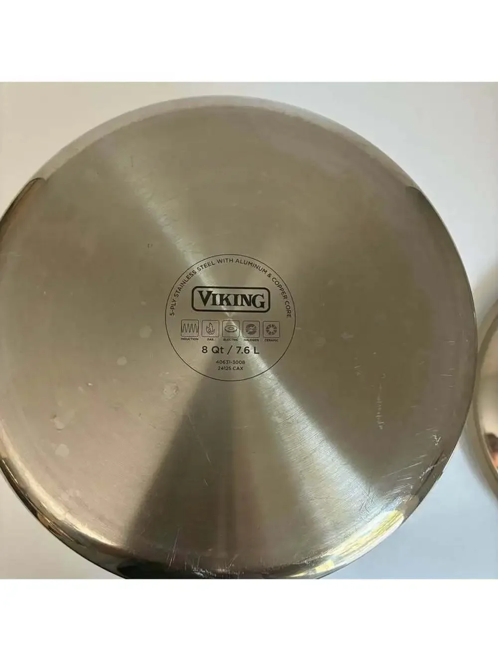 Viking Professional 5-Ply 8 Qt Stainless Steel Stock Pot w Lid Copper Core